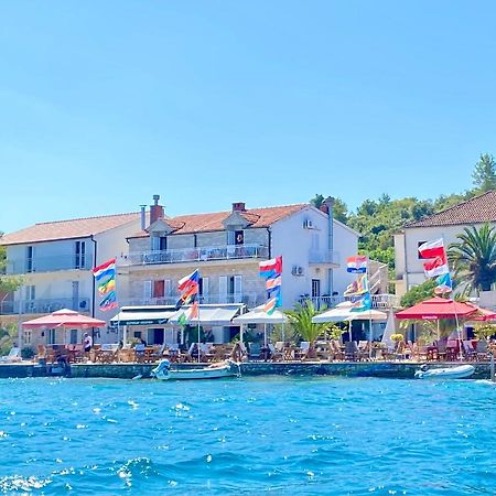 Guesthouse Gradina Loviste Exterior photo