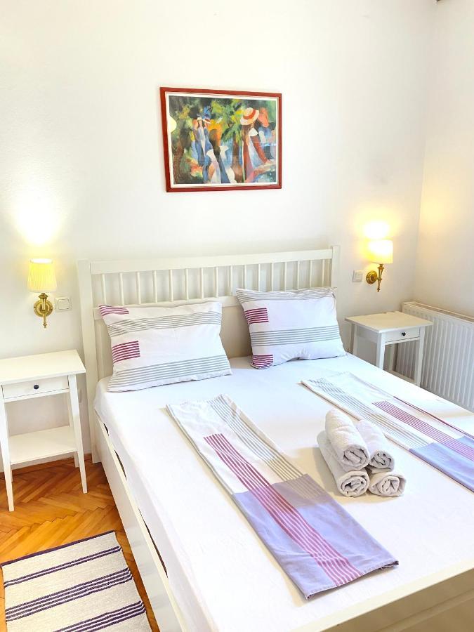 Guesthouse Gradina Loviste Exterior photo