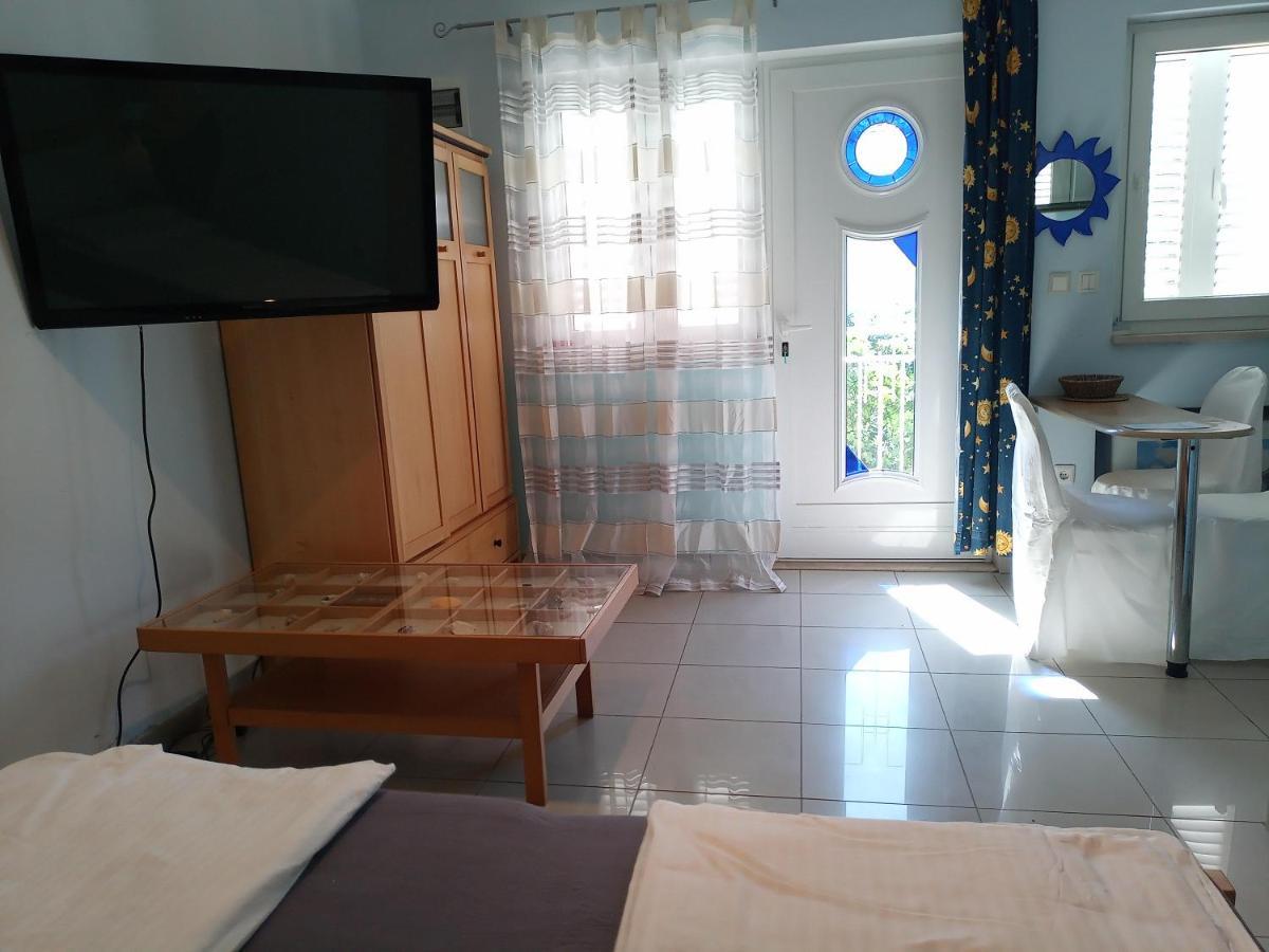 Guesthouse Gradina Loviste Room photo